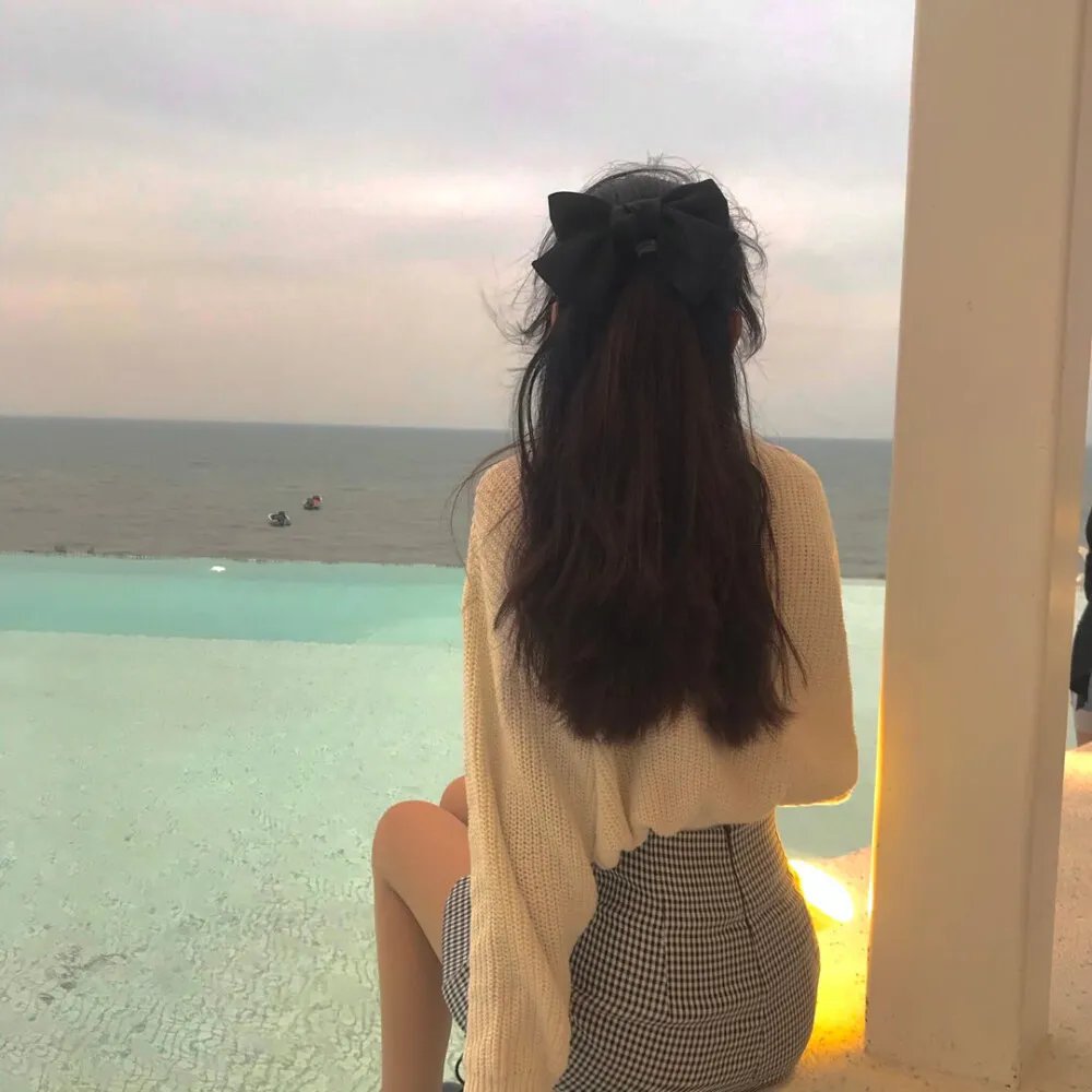 江湖龙女海报